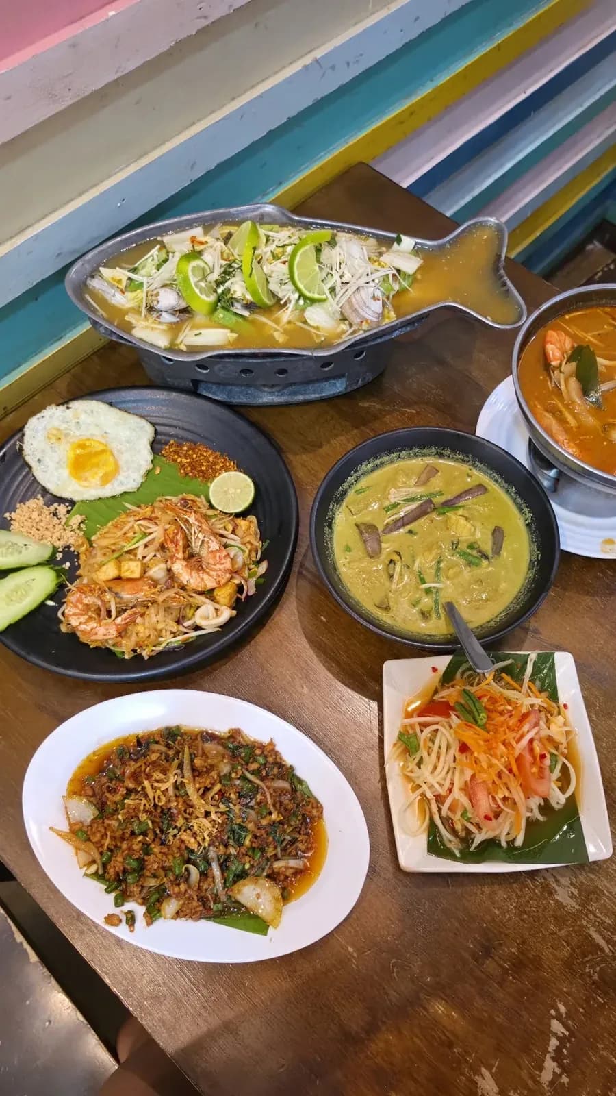 Bold flavors in Thai seafood