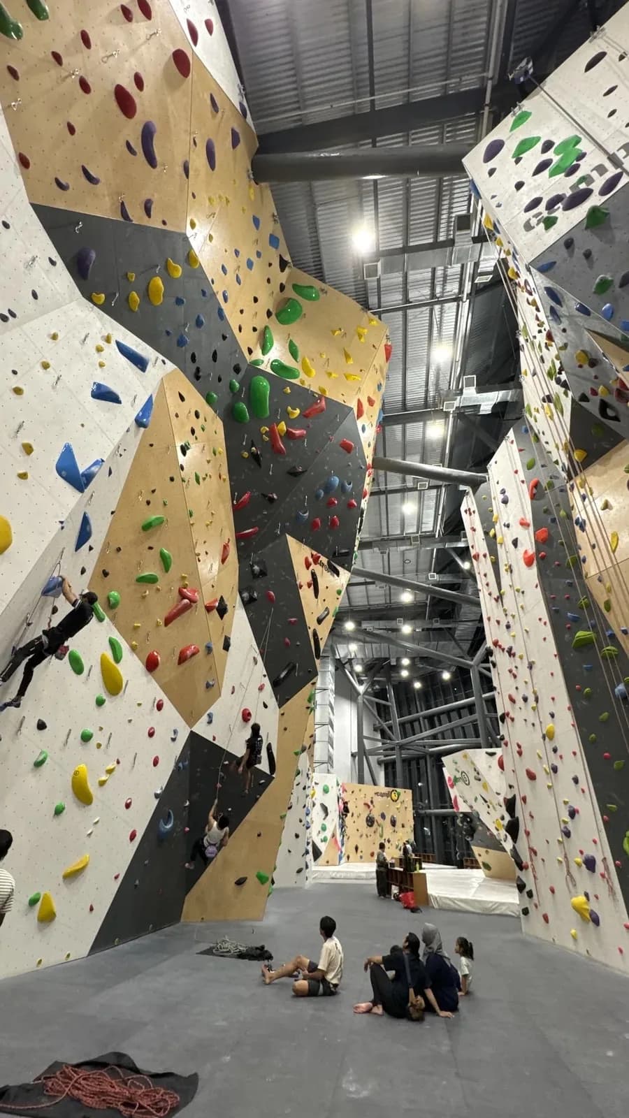 Family friendly climbing space