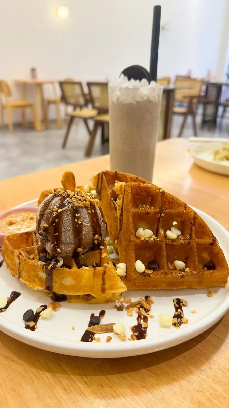 Find waffles at Bubbs & Bites
