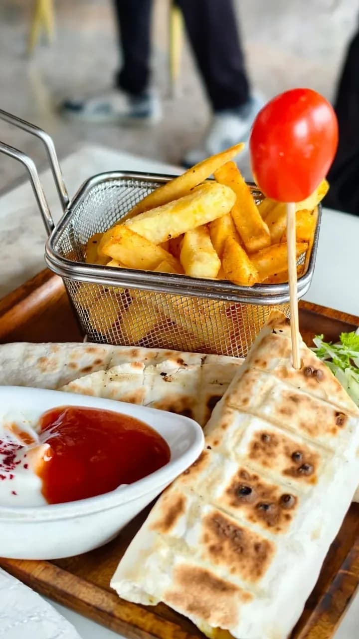 Find Middle Eastern dishes in TTDI