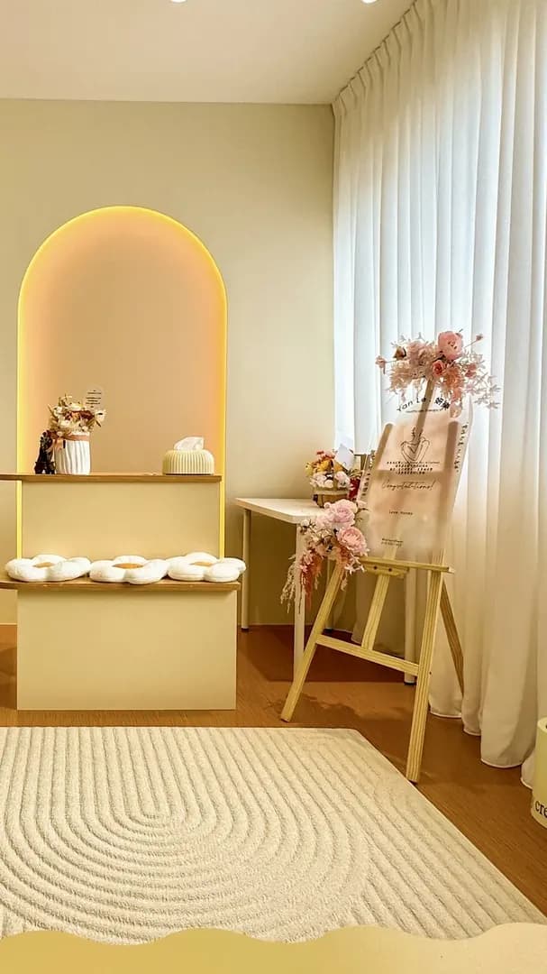 Walk into the modern therapy room photo 2