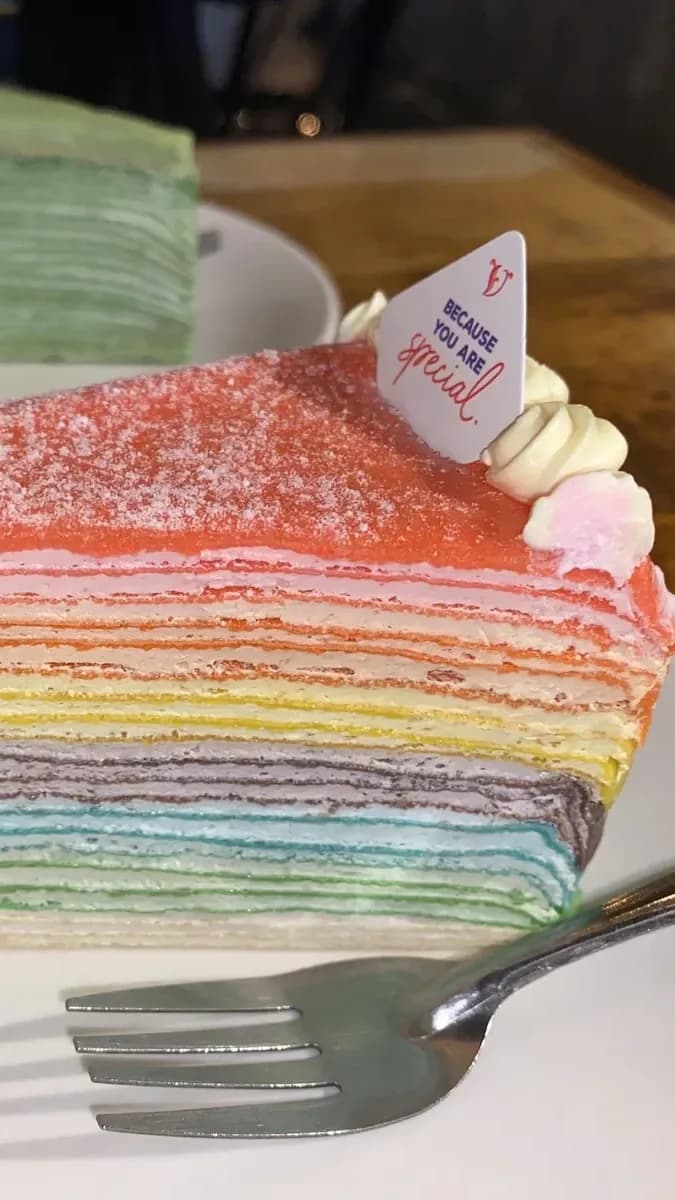 Taste the soft crepe layers