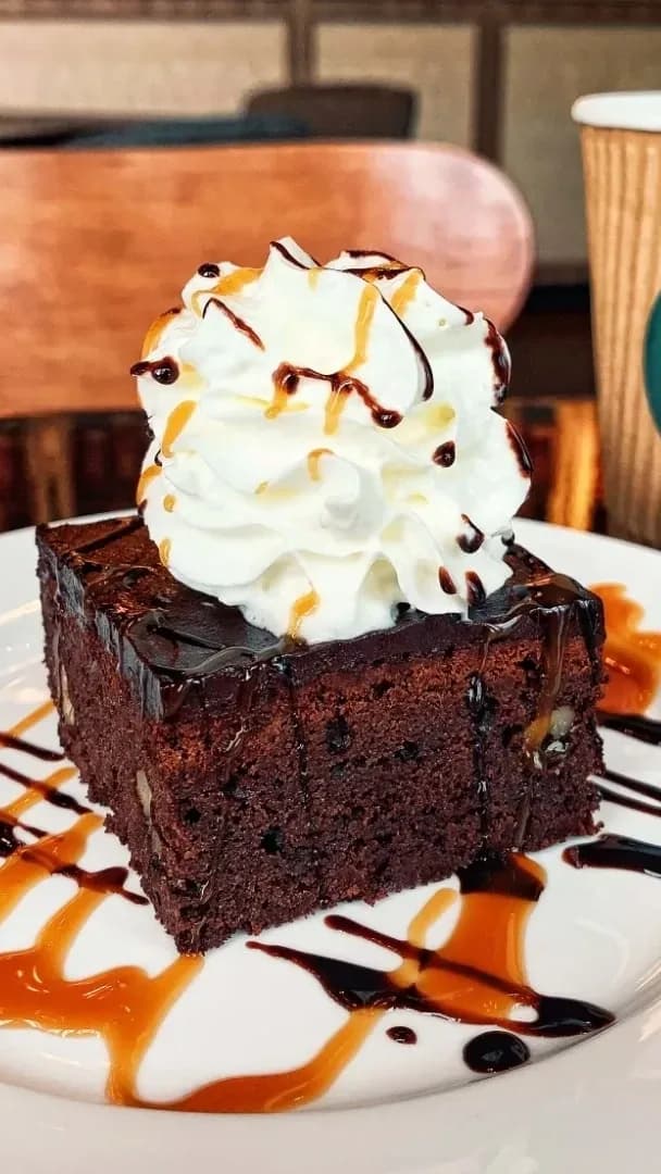 See the cake layers up close