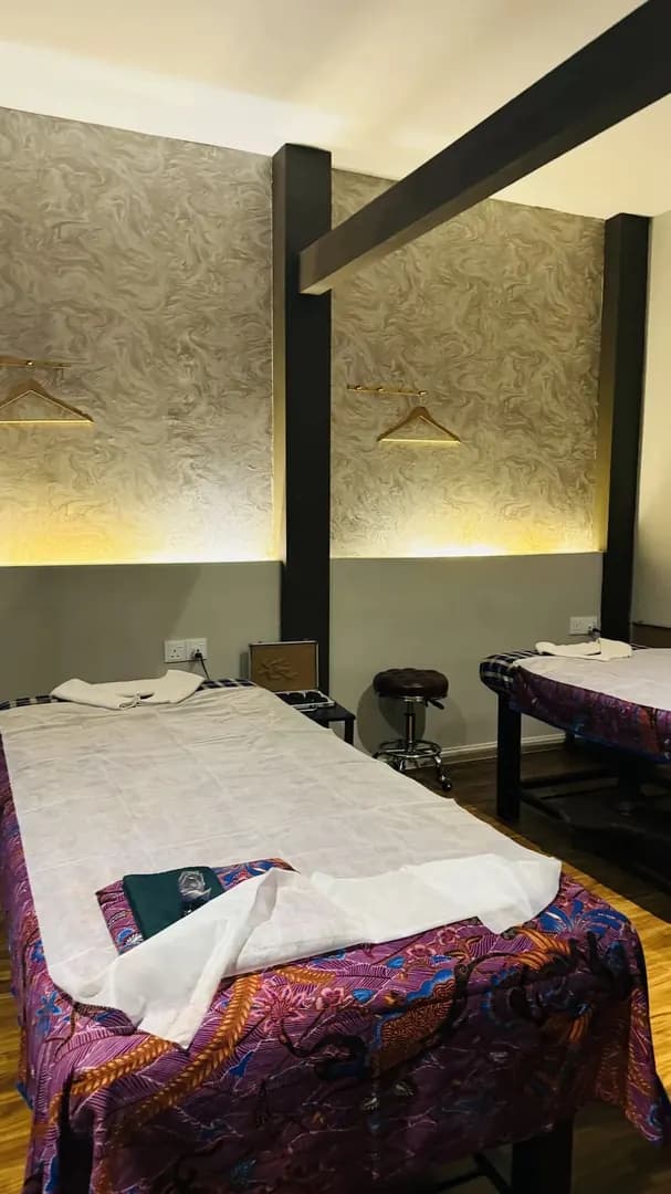 Calm Indoor Retreat photo 2