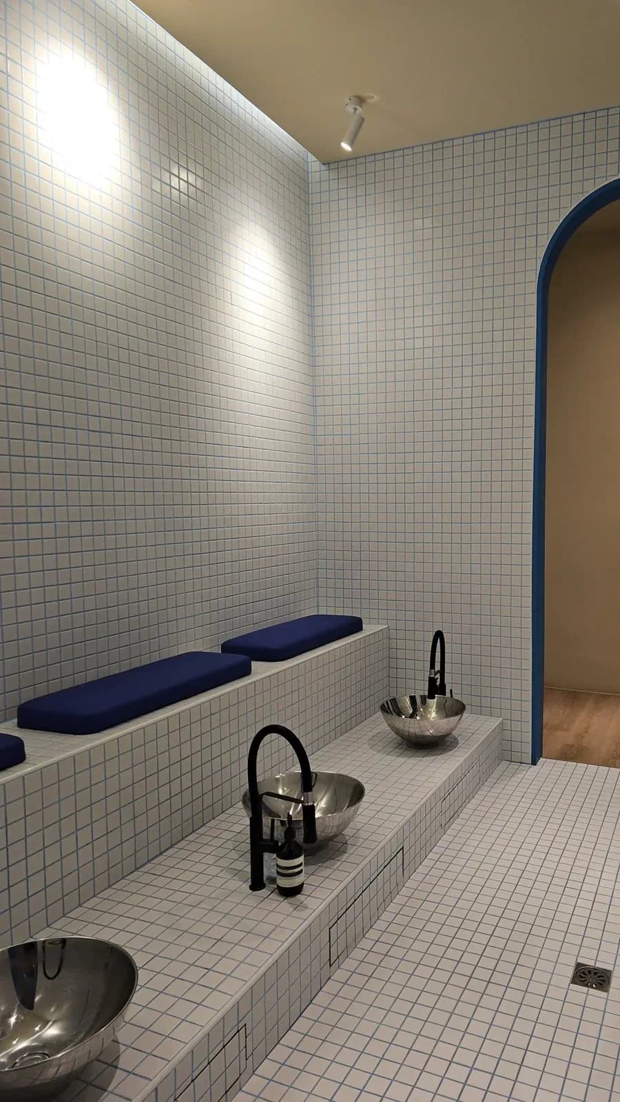 Try a modern massage session