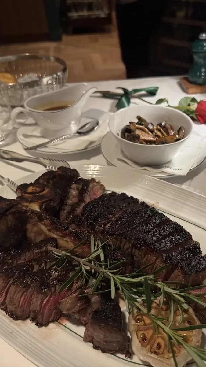 Steak Sizzle at Smith & Wollensky
