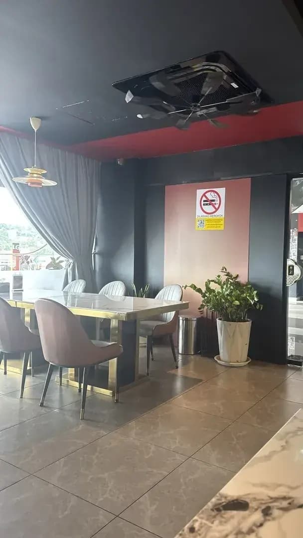 Cozy Trendy Chinese Spot photo 2