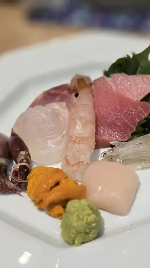 Cozy sushi spot for group dinners