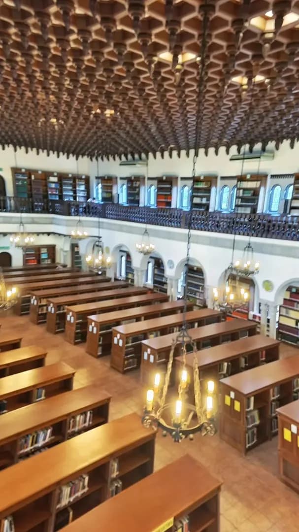 Walk into ISTAC's quiet library halls photo 2