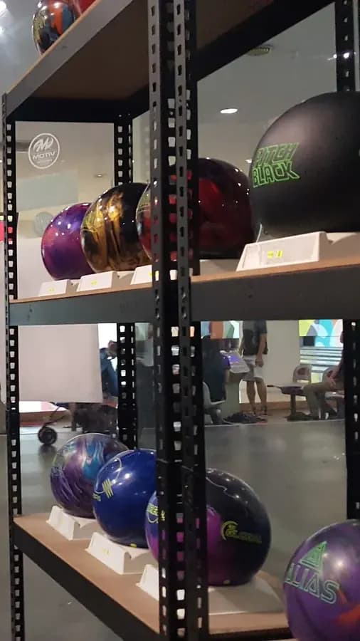 Bowling spot in the mall photo 2