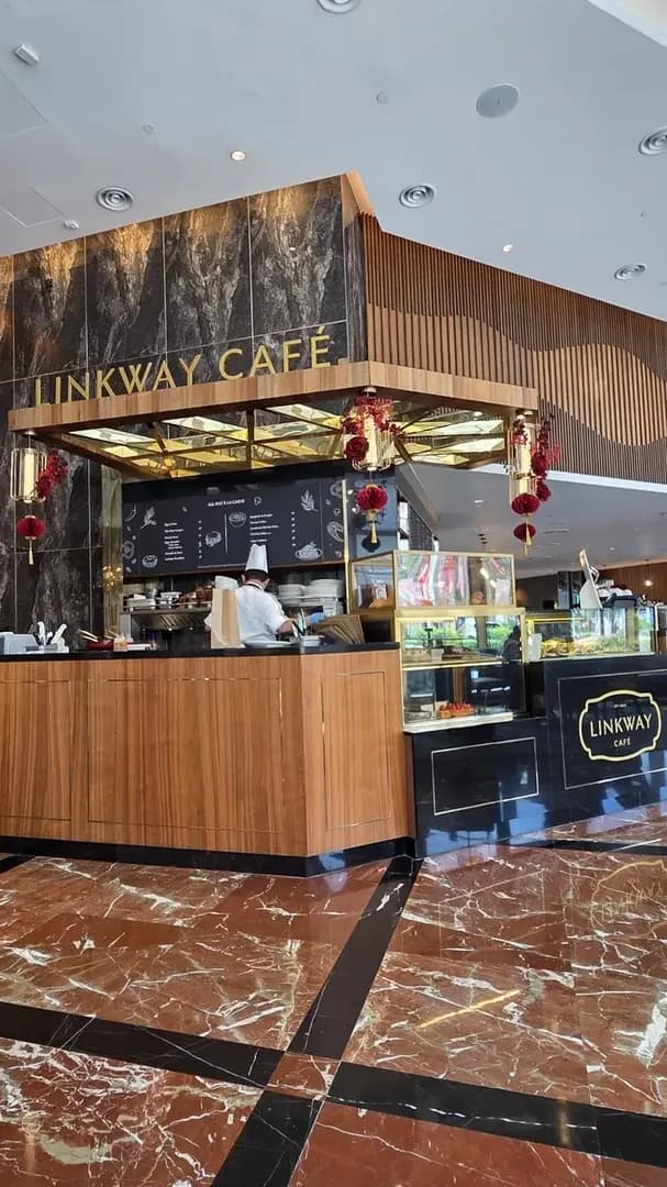Find a cozy breakfast at Linkway Café photo 2