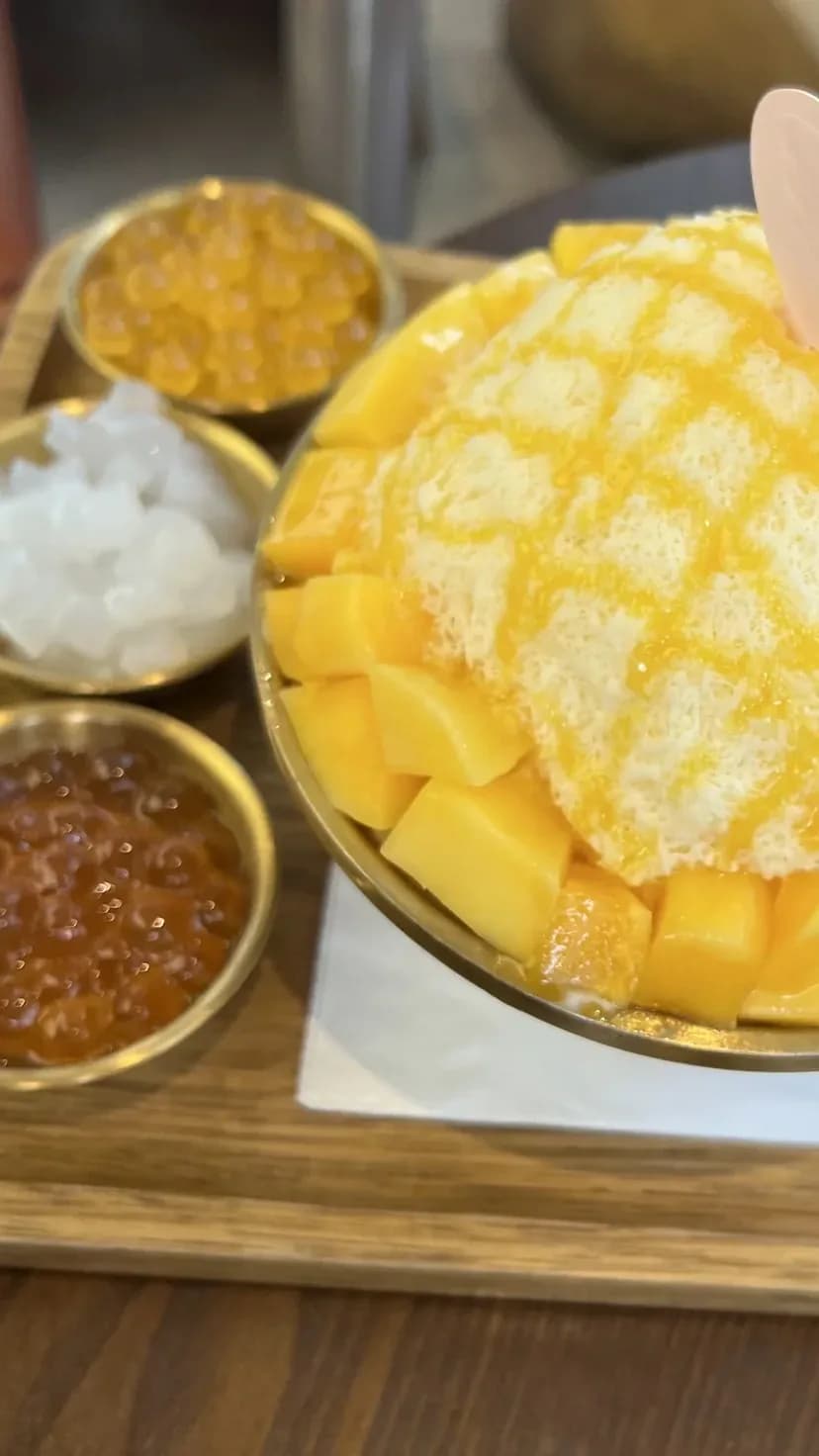Mango dessert that lifts your mood