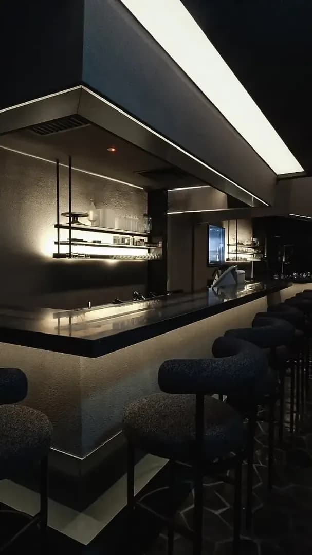 Walk up to the bar at Penrose KL photo 2