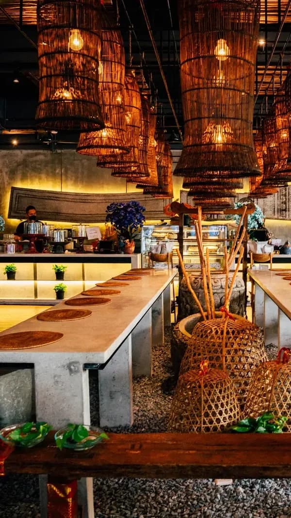 Wooden Chandeliers Shape the Vibe photo 2