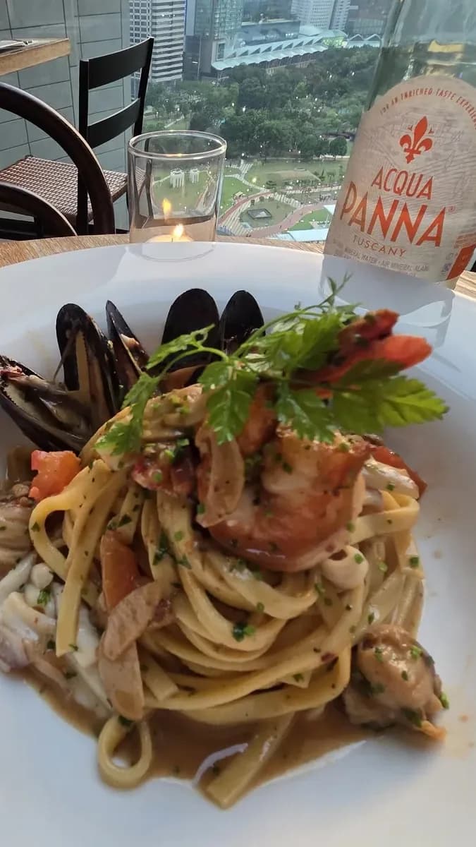 Italian Feels at Strato