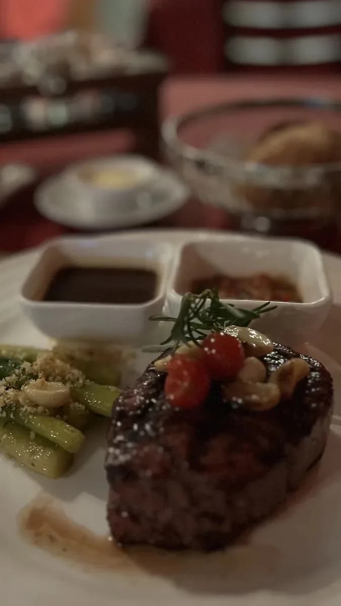 Share hearty steaks during dinner time