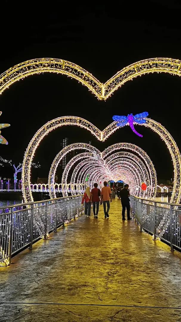 Family Time at 99 Wonderland Park photo 3