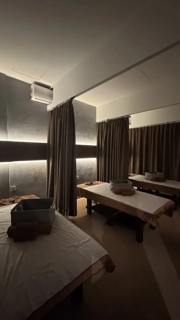 Try a Thai massage session photo 3