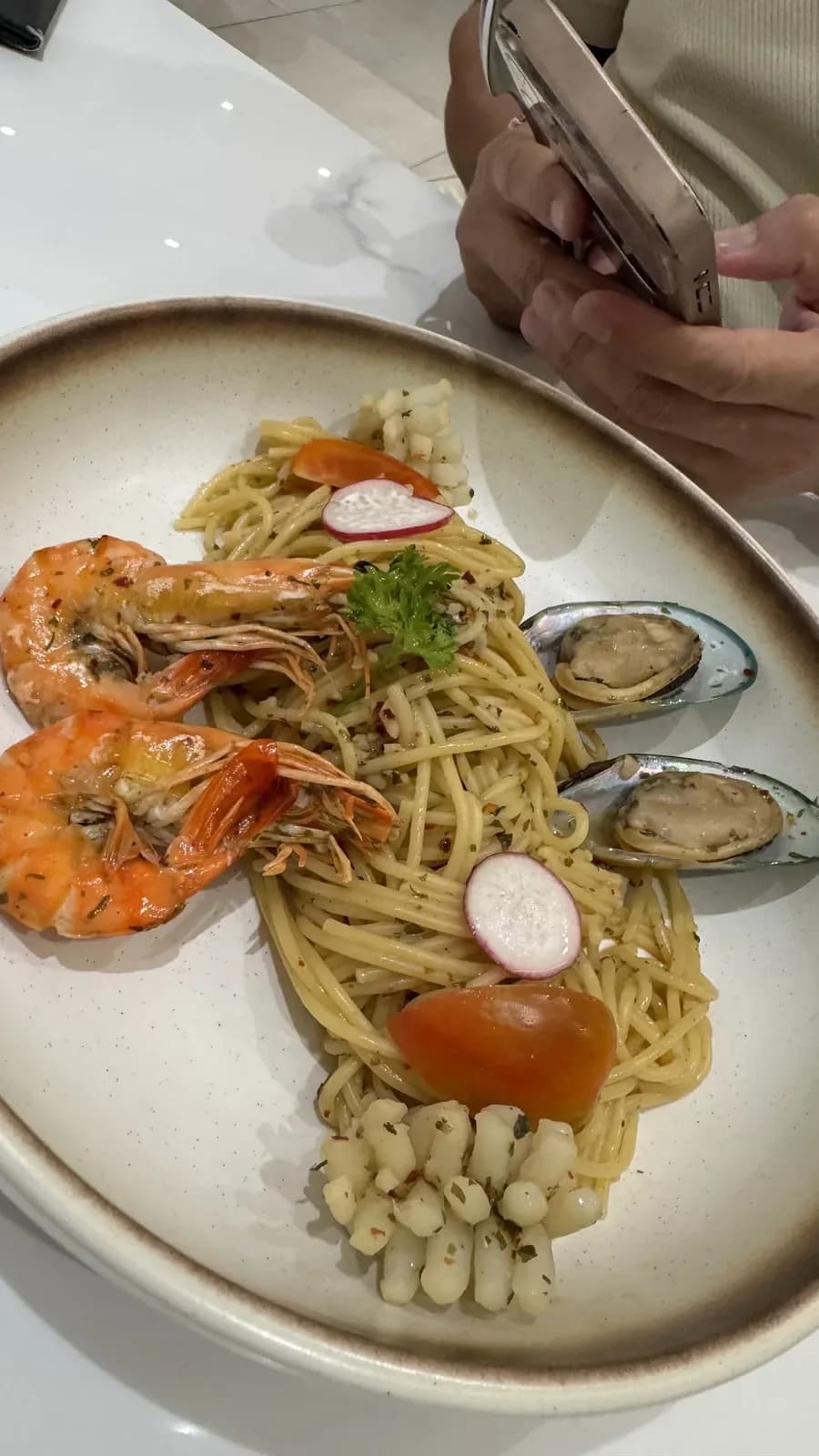 Cozy Trendy Spot for Spaghetti
