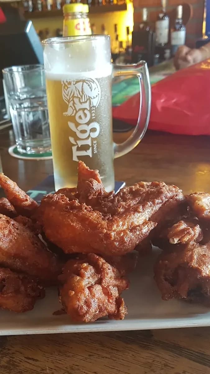 Feel the casual energy at Sam's Plaza Damansara