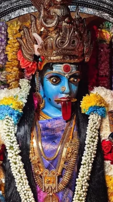 Join prayers with locals at Sri Maha Kaliamman Temple
