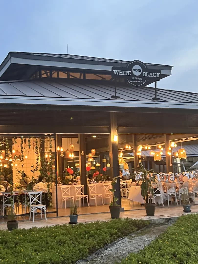 White & Black Lakeside ( HALAL ) - Tomahawk & Beef Wellington In KL - Western Cuisines photo 2