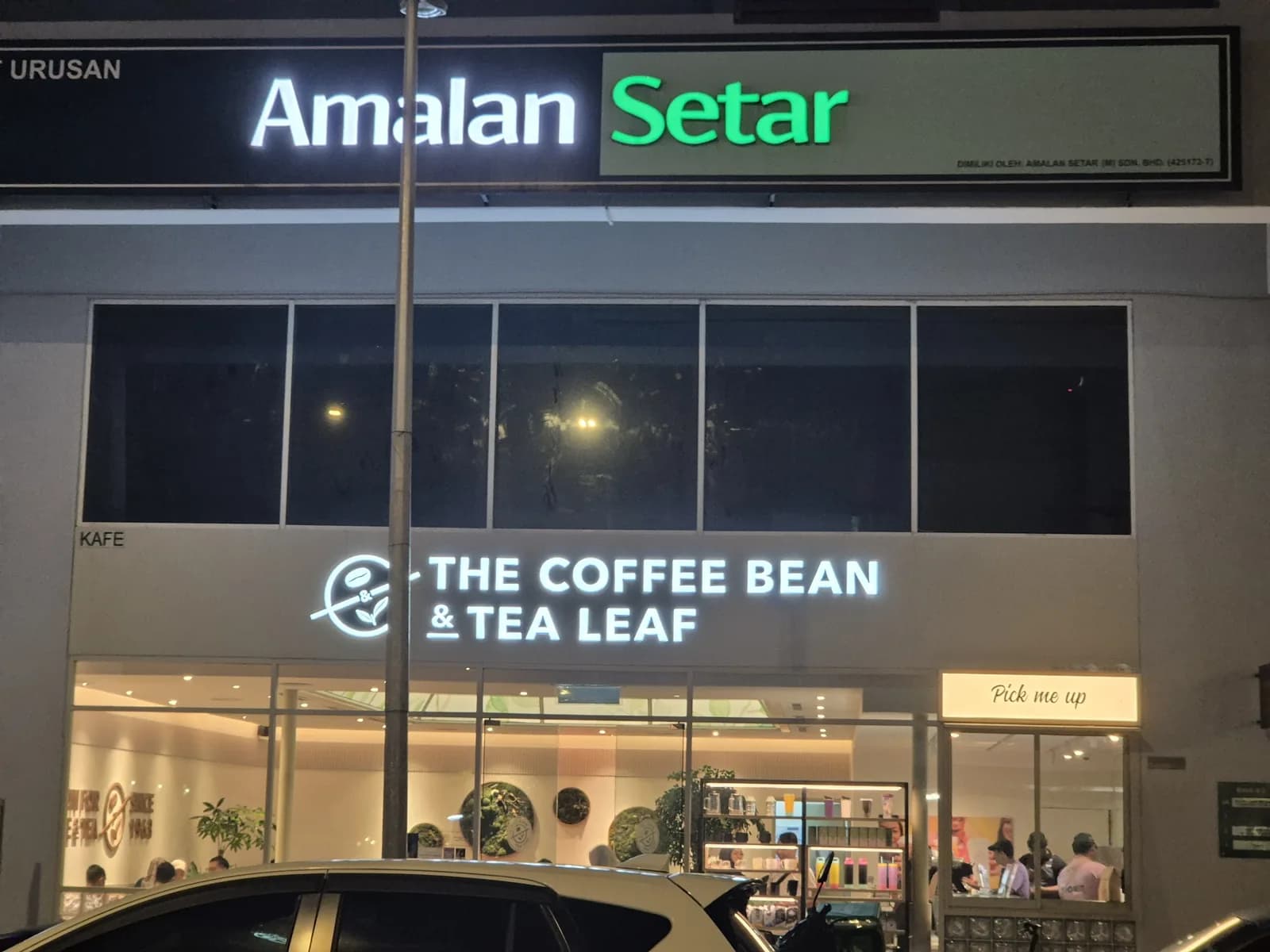 The Coffee Bean & Tea Leaf