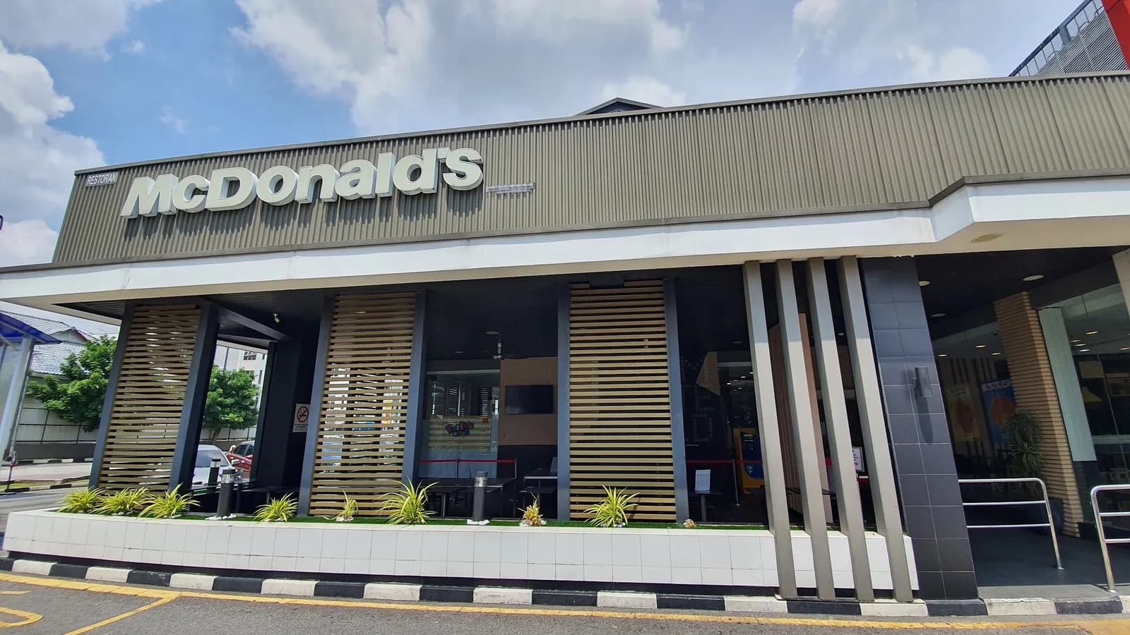 McDonald's Taman Connaught DT