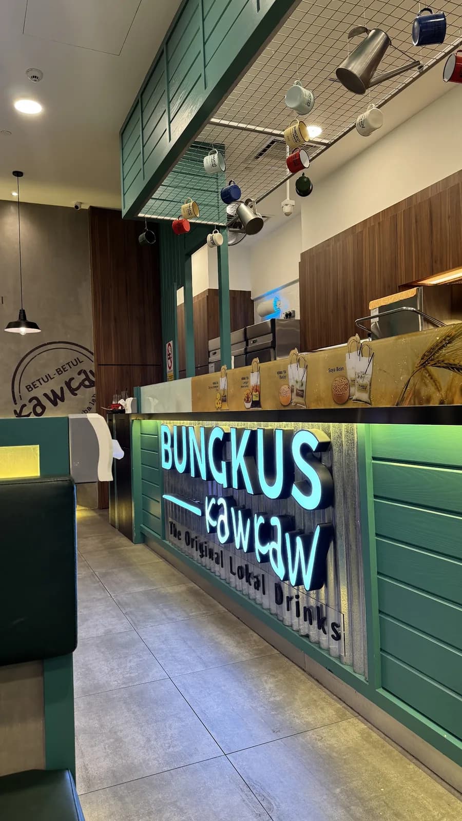 Bungkus Kaw Kaw @ Alamanda Shopping Centre