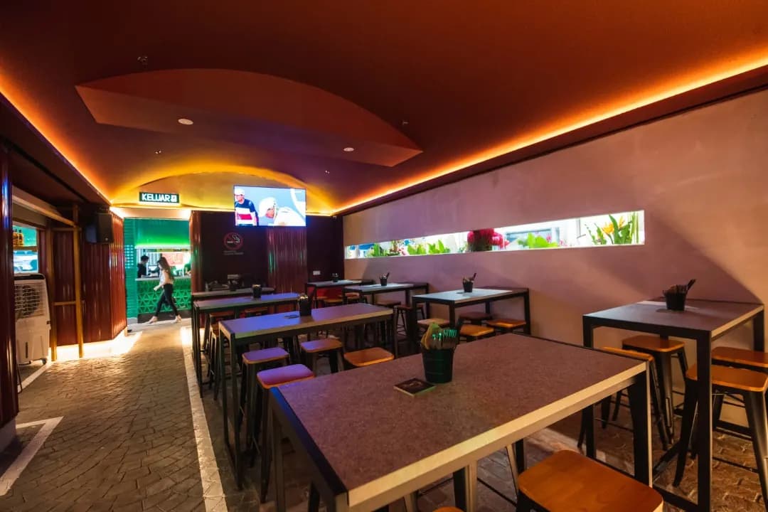GUĀNG Restaurant & Bar USJ19 photo 2