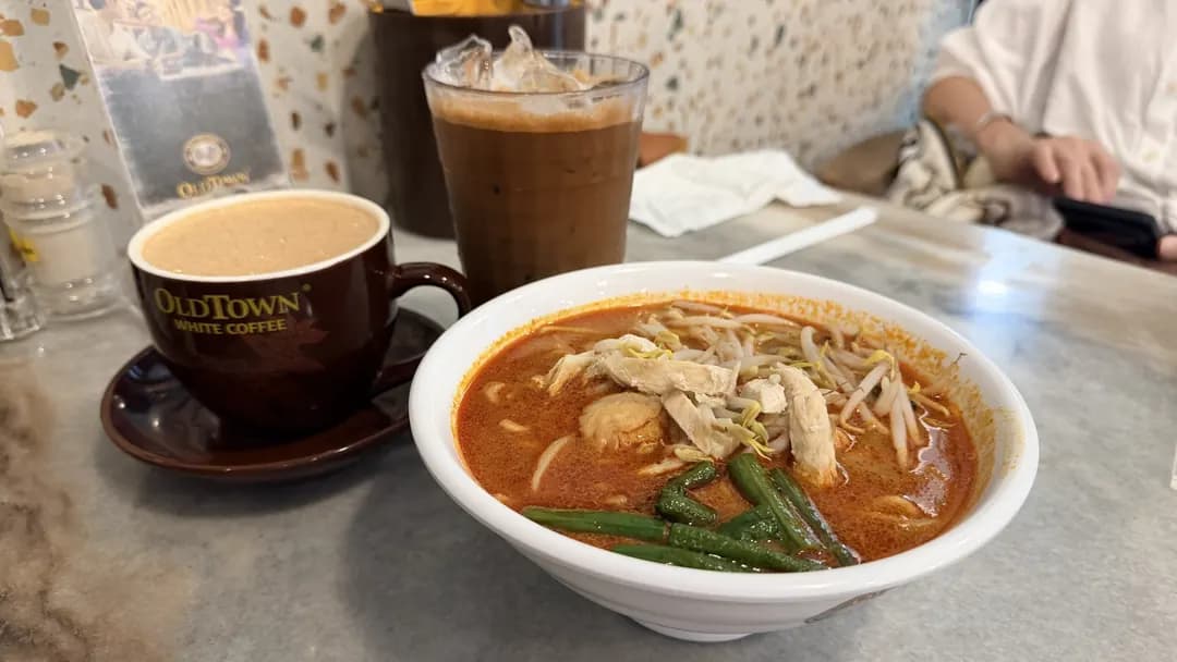 OLDTOWN White Coffee Express @ Penang International Airport (DOM) photo 3
