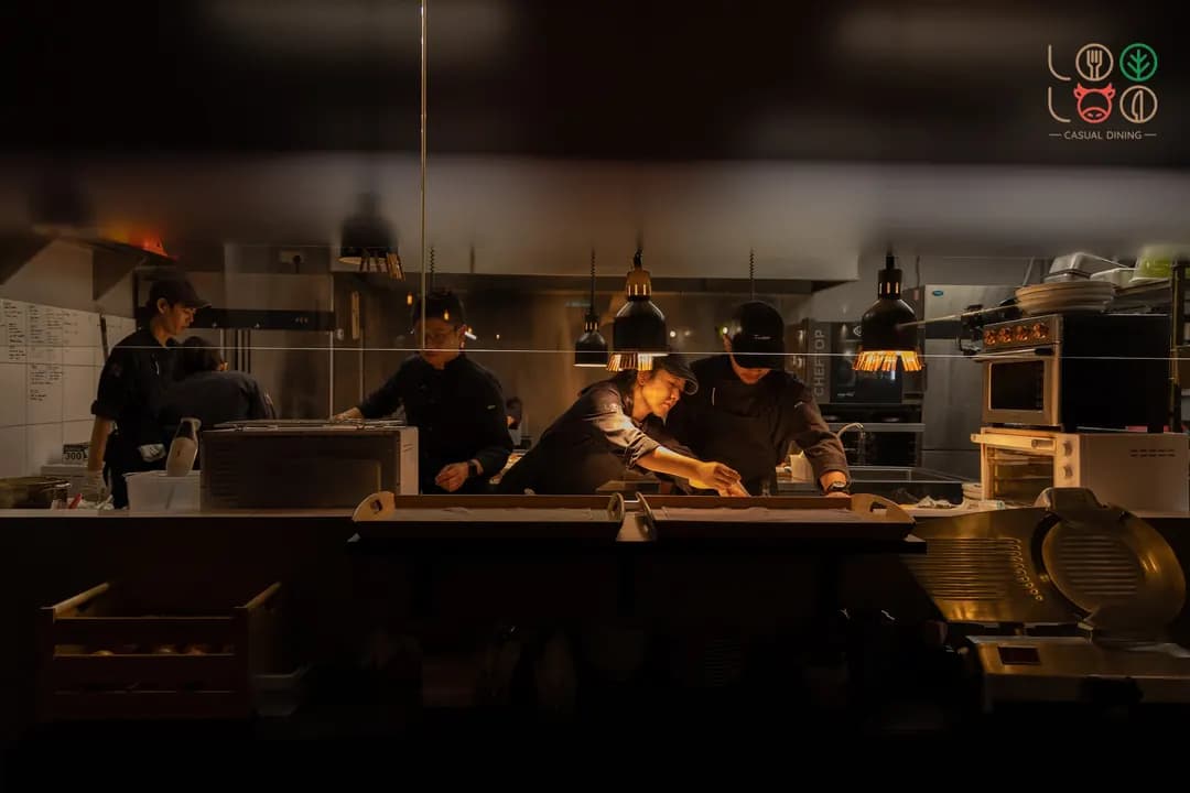 Loo Loo Casual Dining Kuala Lumpur photo 2