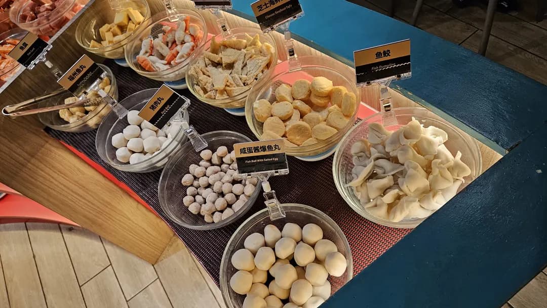 农夫鲜生 • 瓦煲火锅 Farmer and Chef Hot Pot photo 3