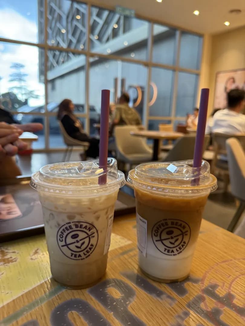 The Coffee Bean & Tea Leaf photo 3