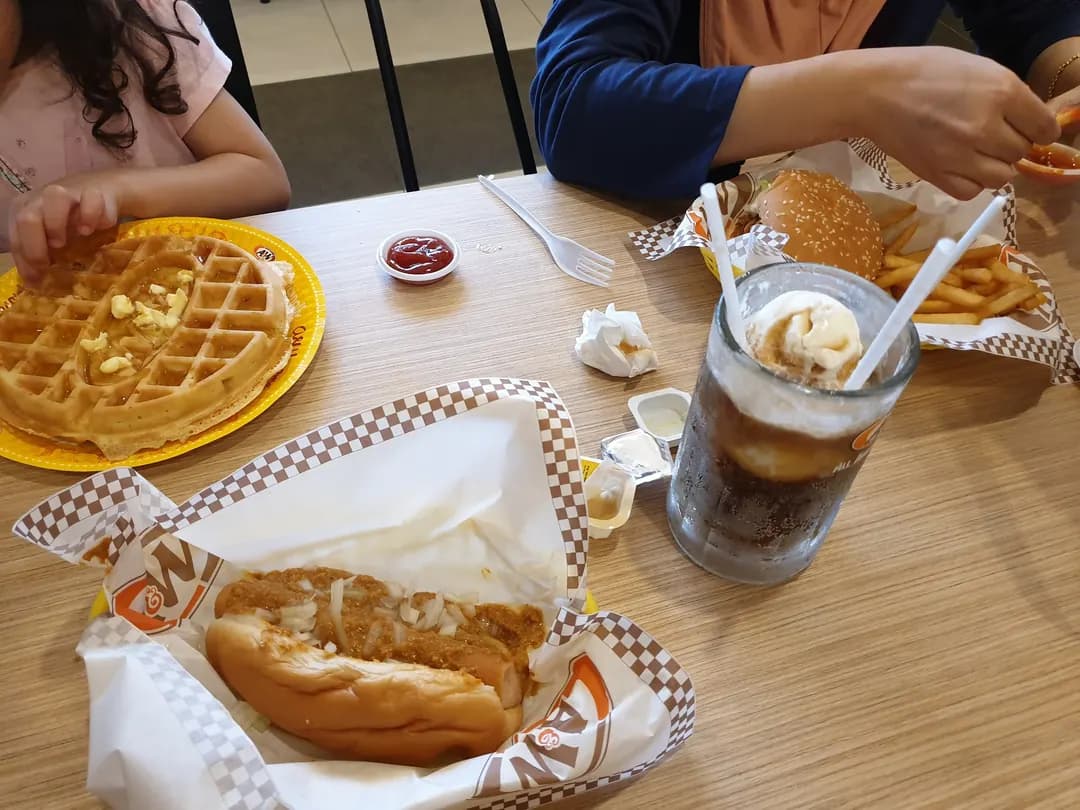 A&W EVO Mall photo 3