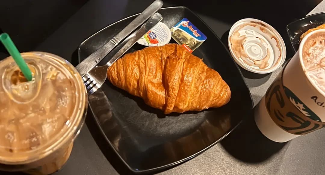 Starbucks photo 3
