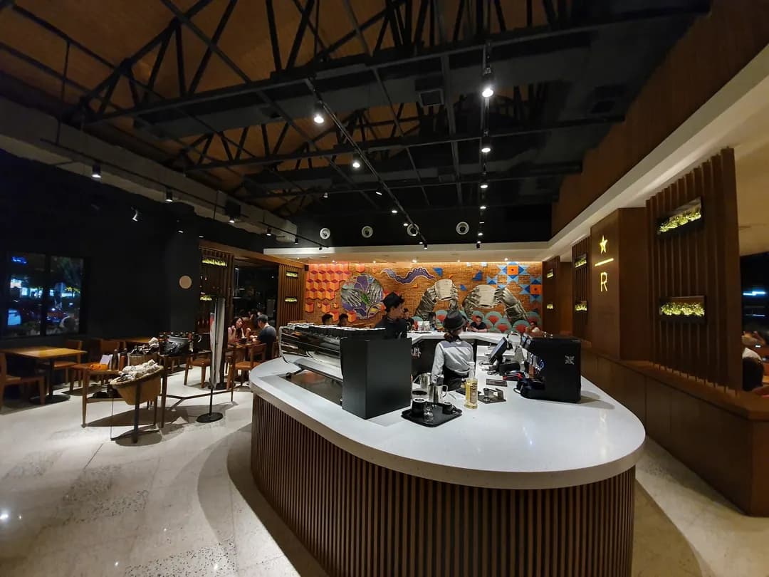 Starbucks photo 2
