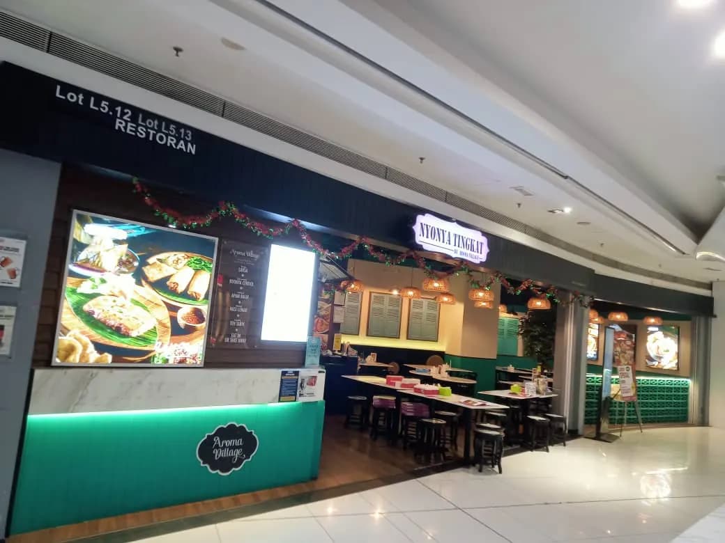 Nyonya Tingkat NU Sentral photo 2