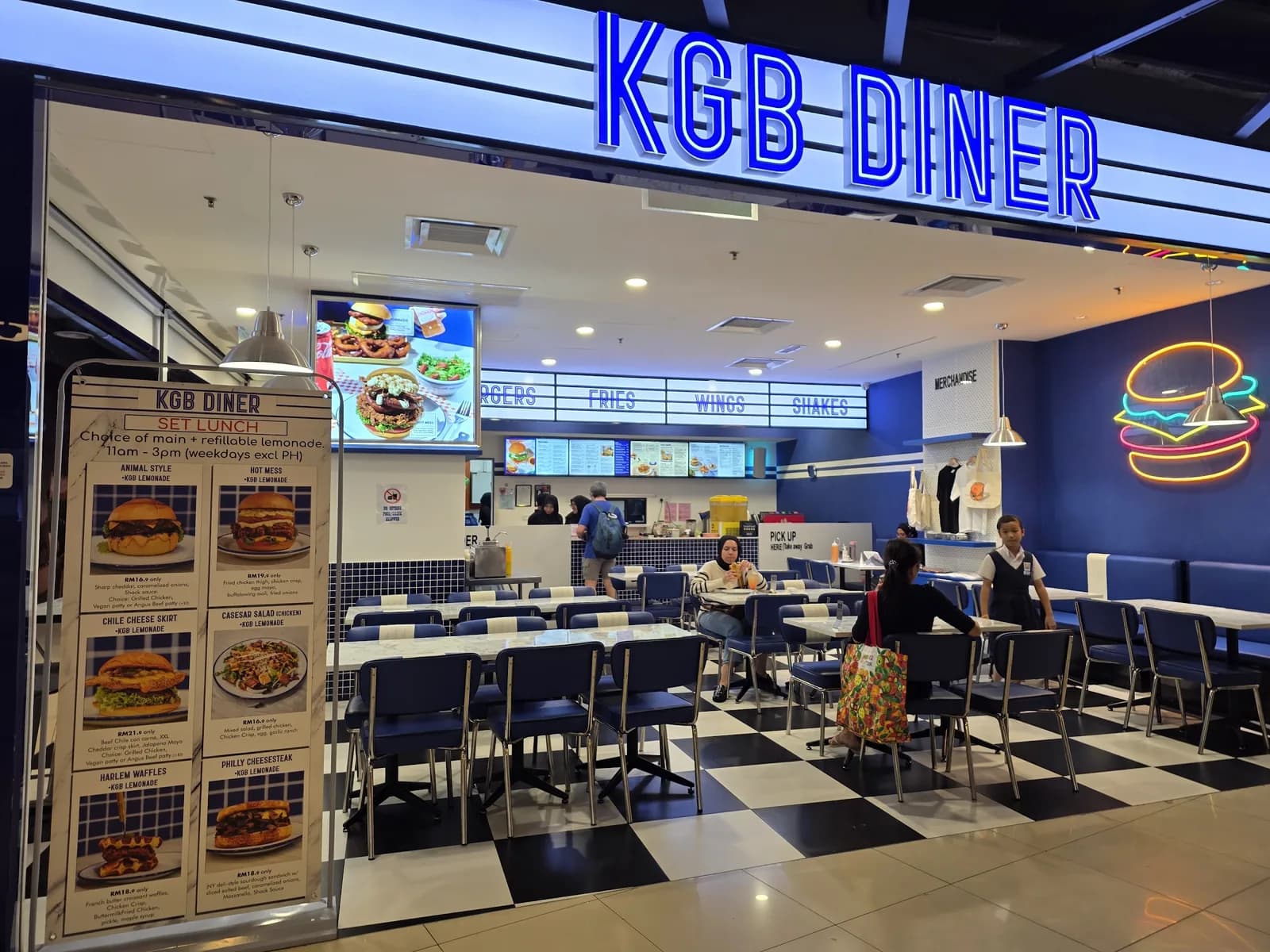 KGB Diner Dpulze