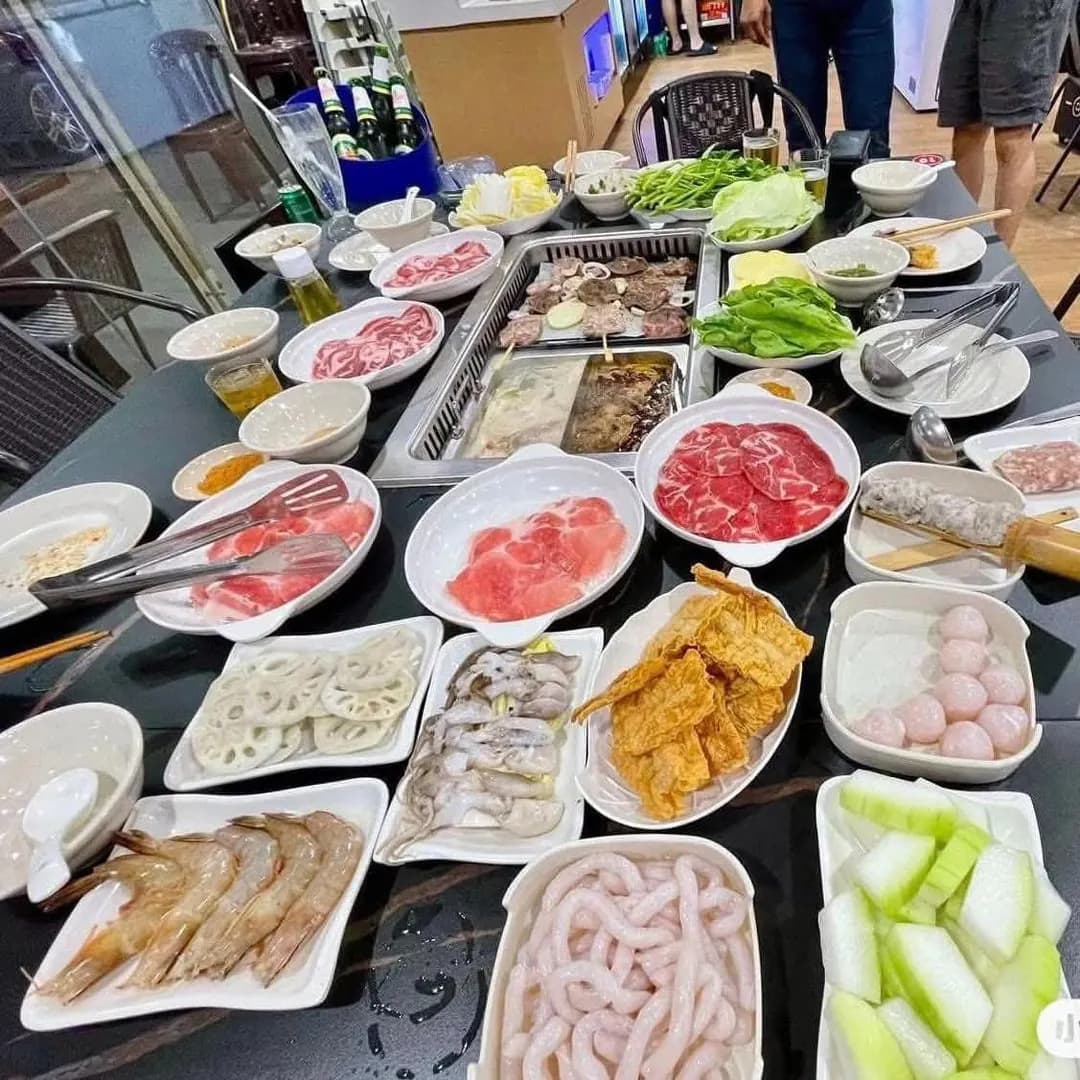 Wolf Granny's Signature Hot Pot and BBQ • 狼外婆火锅和自助烧烤 photo 3