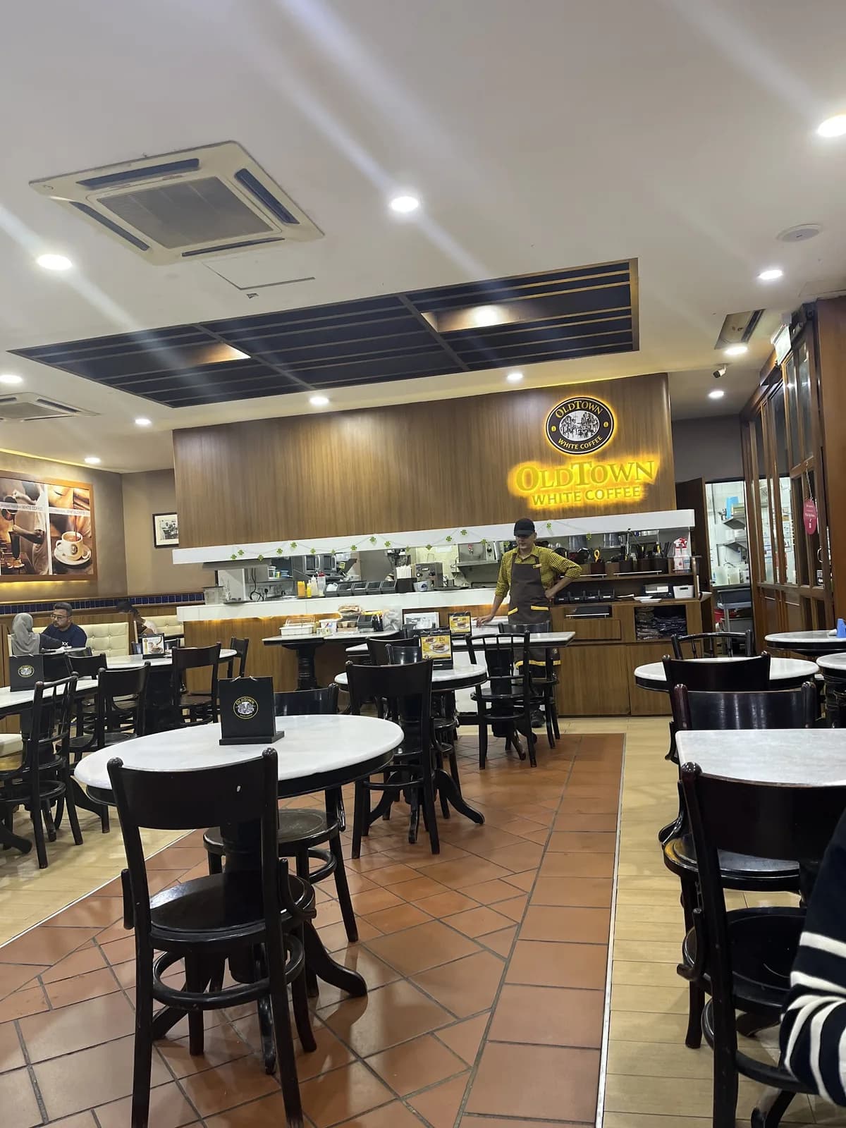 OLDTOWN White Coffee Sungai Buloh 2
