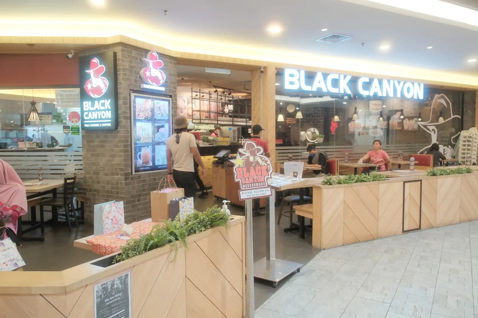 Black Canyon AEON Maluri