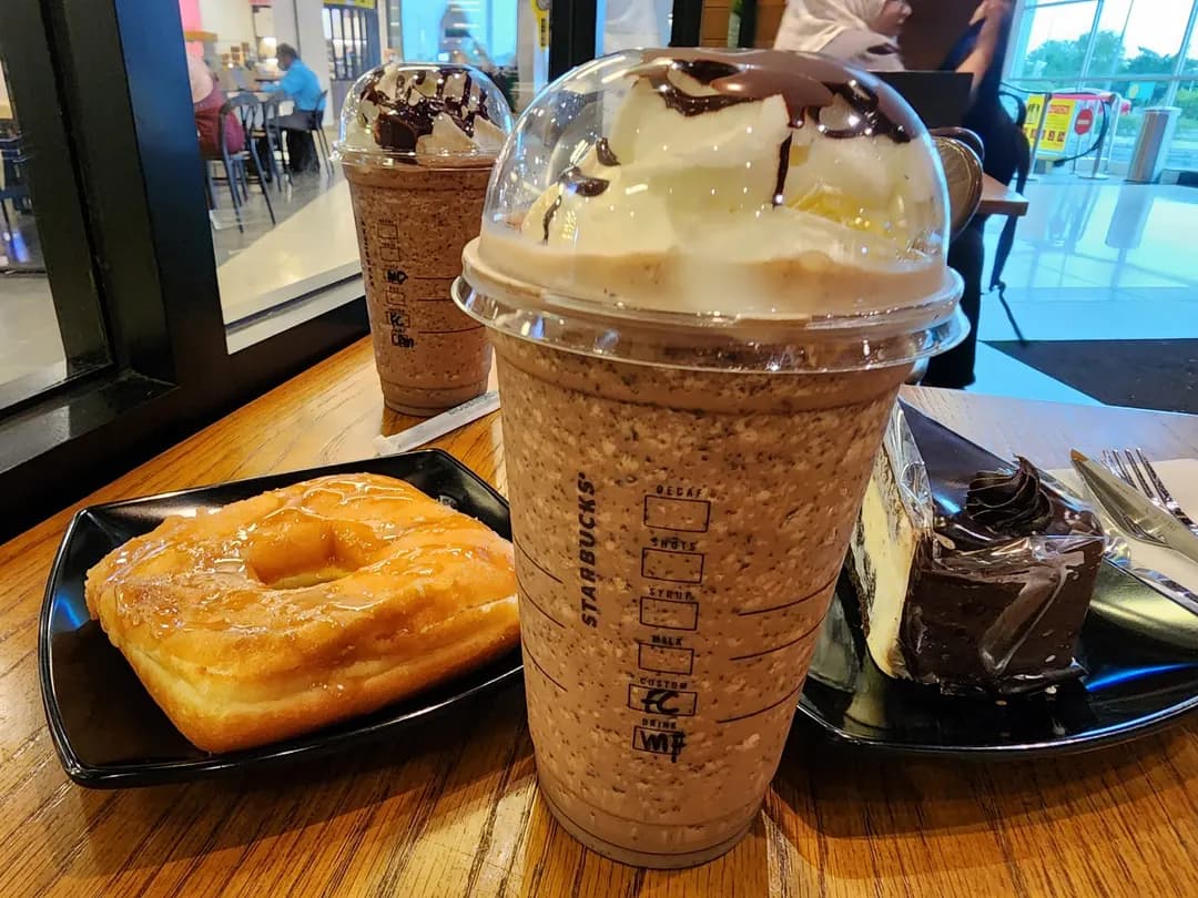 Starbucks Bukit Puchong photo 3