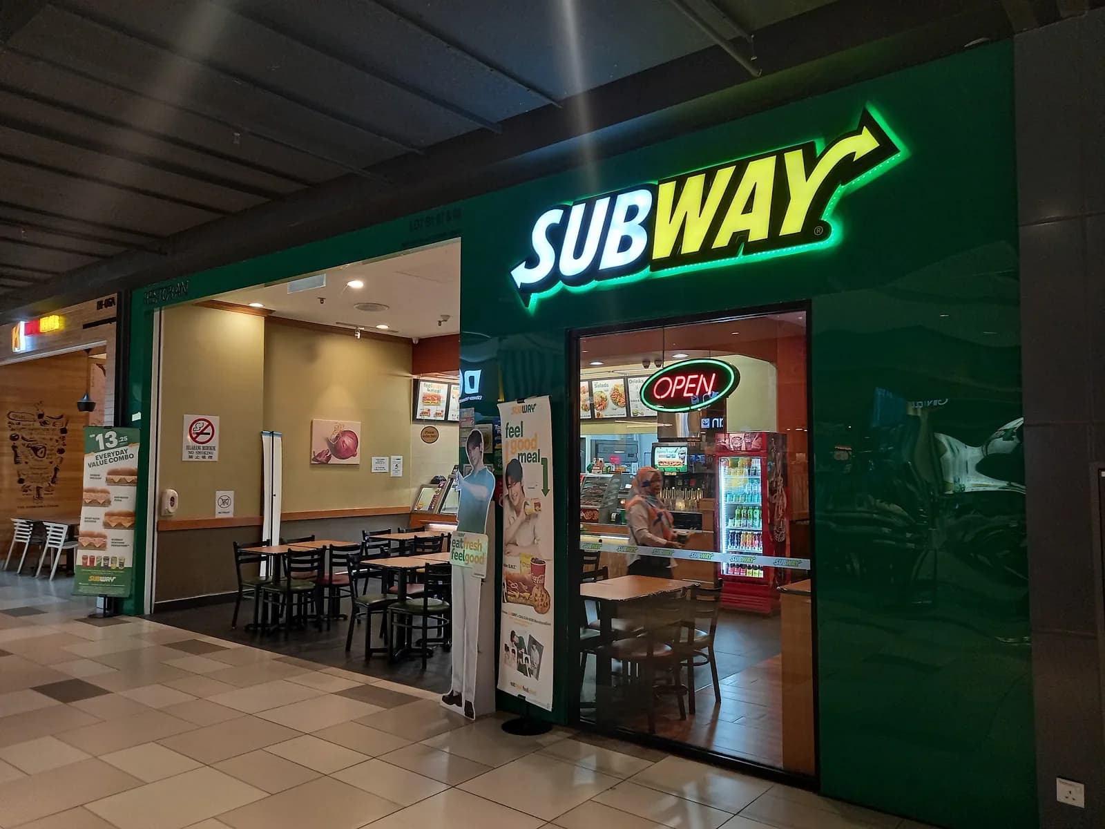 Subway @ MyTOWN Shopping Centre
