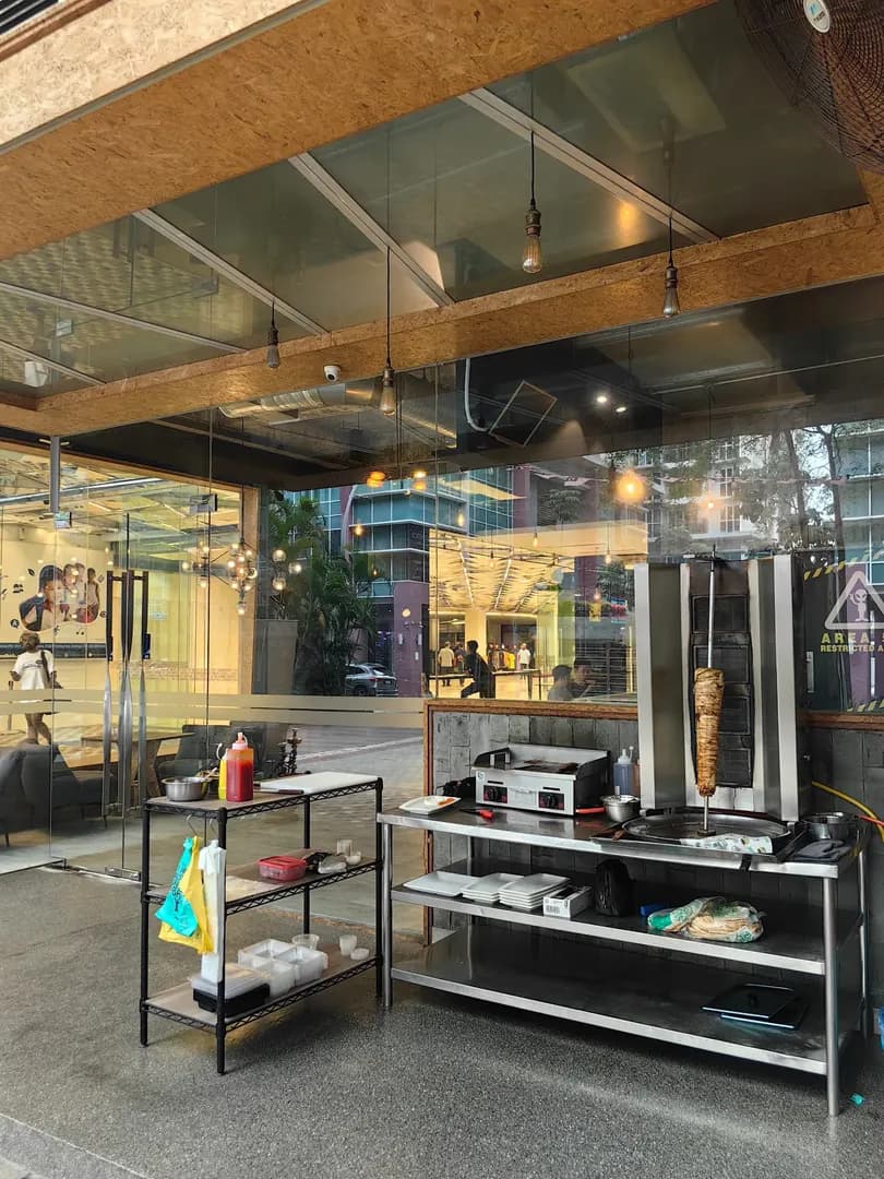 Ara D Cafe & Restaurant photo 2