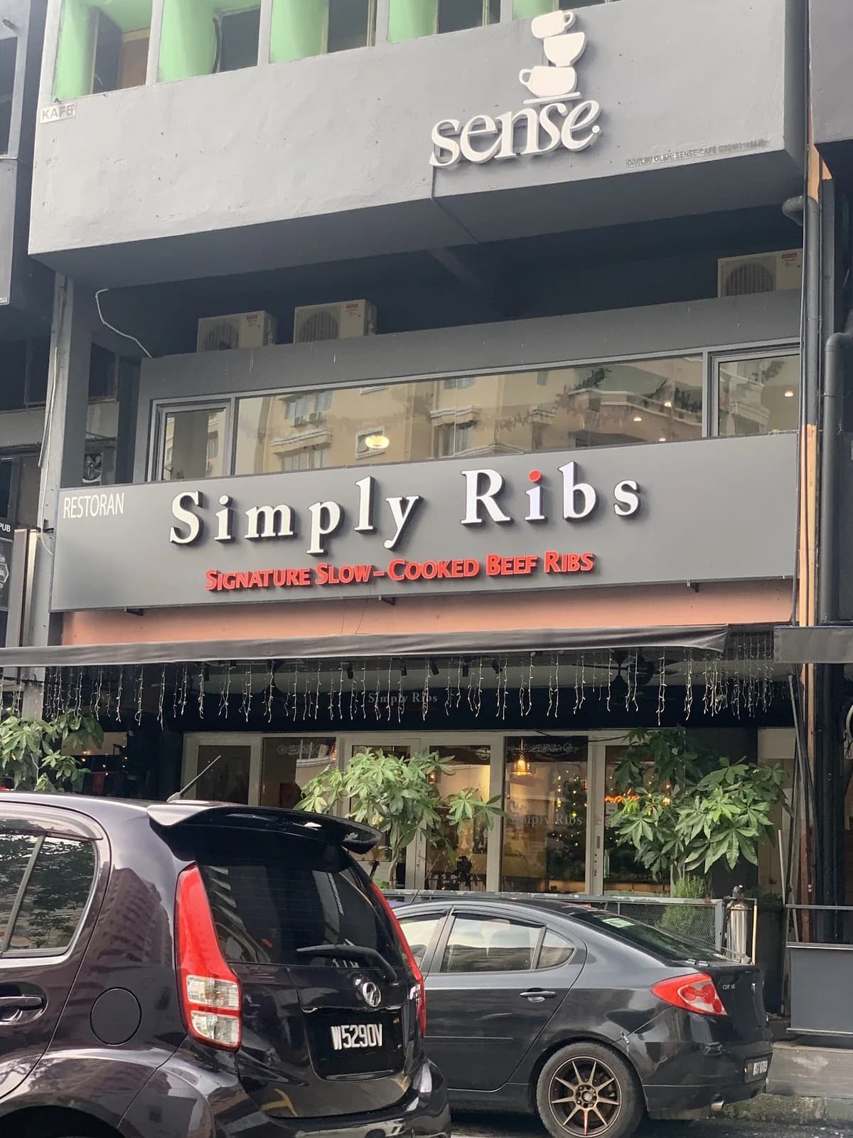 Simply Ribs, Halal