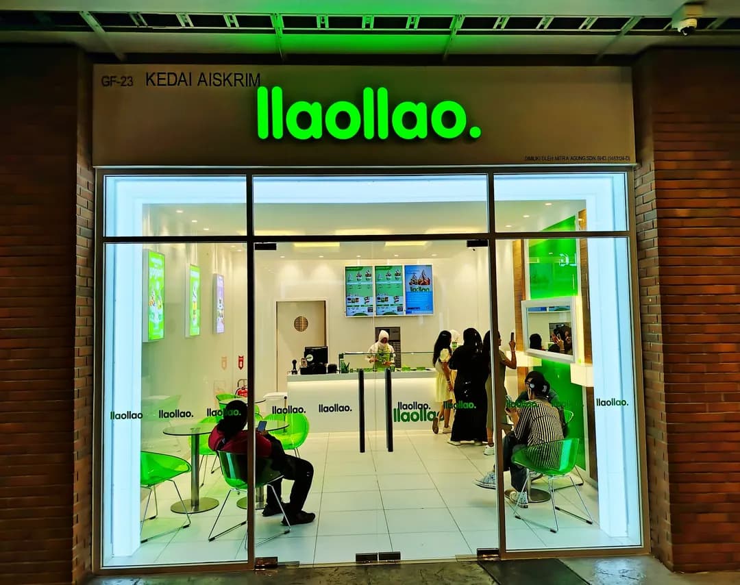 llaollao @ Elmina Lakeside Mall photo 2