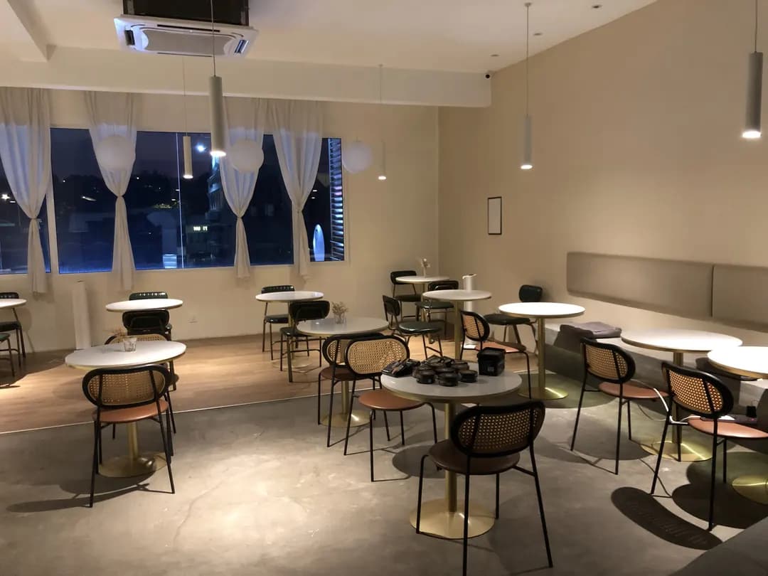 House of A's Premium Lounge photo 3