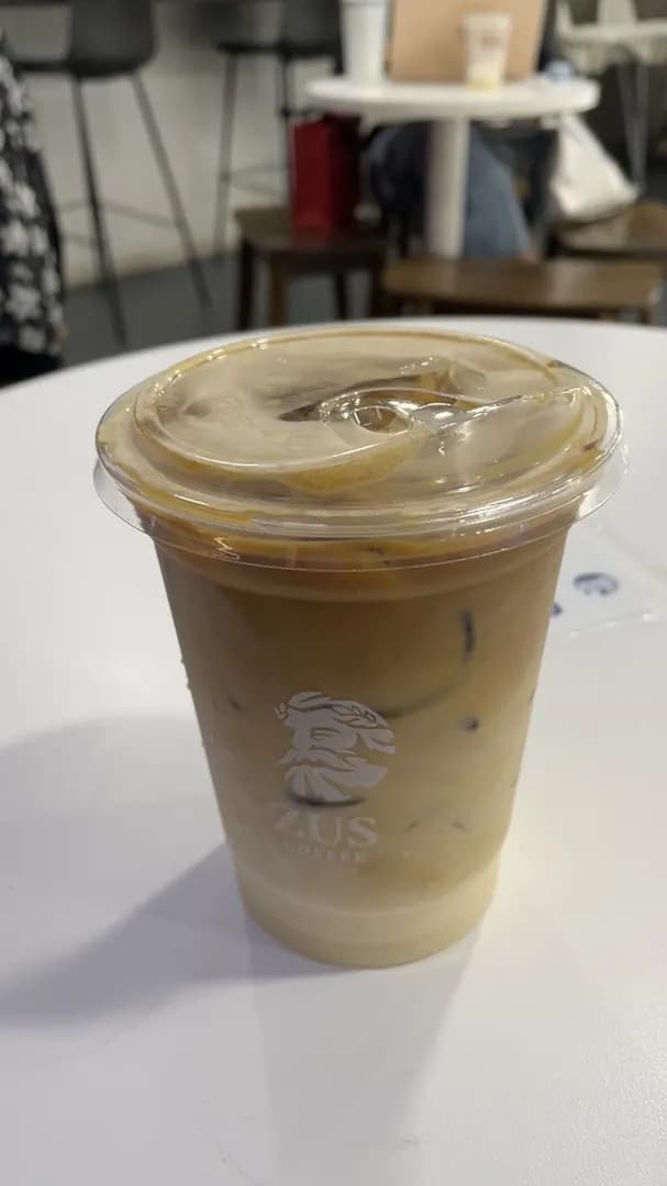ZUS Coffee - Avenue K Shopping Mall photo 3