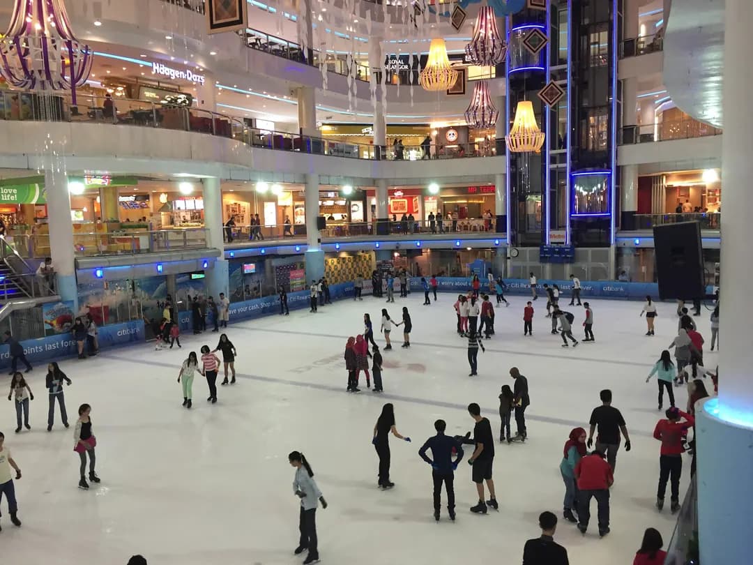 Sunway Pyramid Ice Rink photo 3